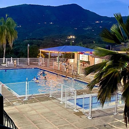 Hotel Club Vacacional Copen à Tocaima Extérieur photo